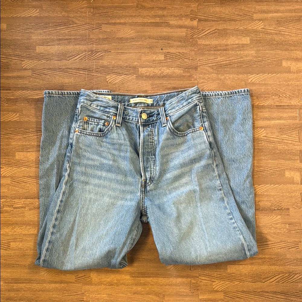 LEVIS CLASSIC BLUE RIBCAGE STRAIGHT ANKLE JEANS SIZE 26